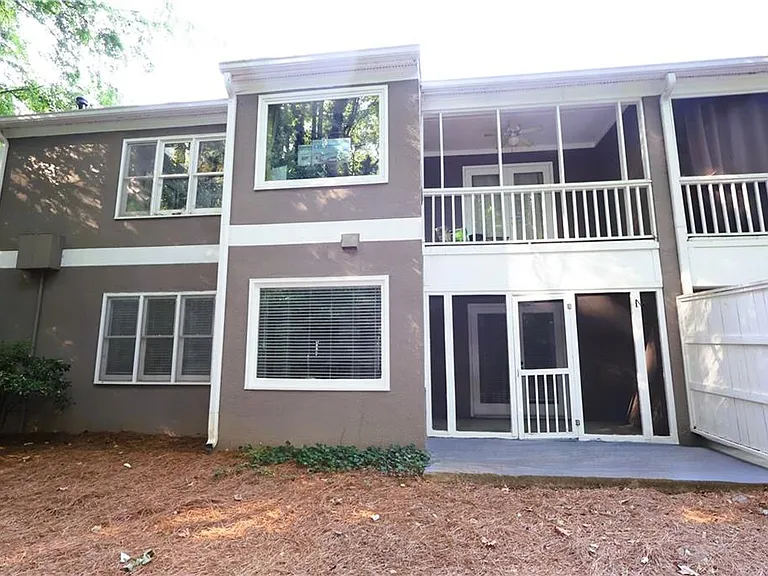 19 Brittany Way NE — Photo 26