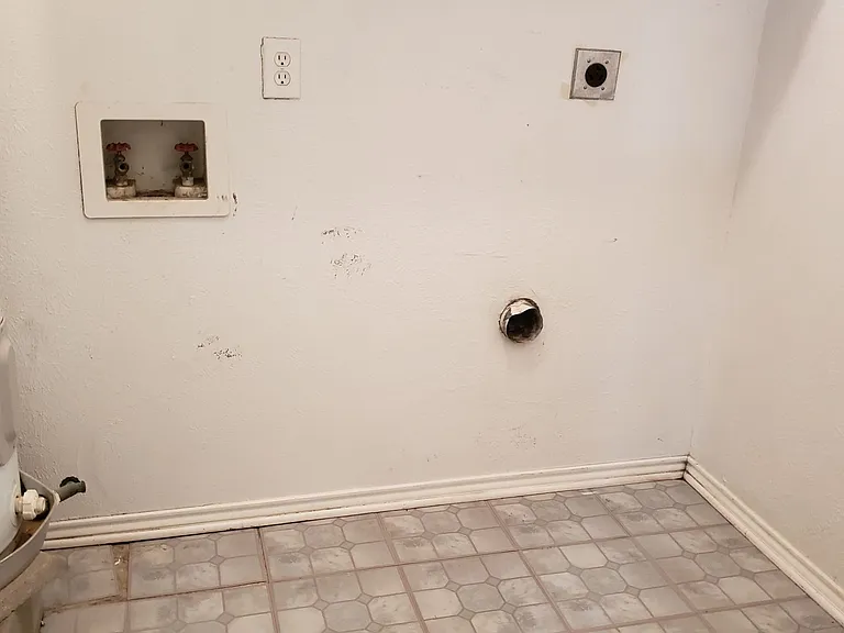 4514 Carmel Ln — Photo 11