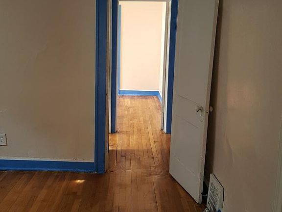 5th image of 5316 Garfield Ave