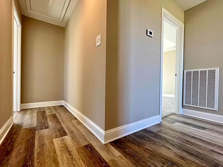276 Dugger Dr — Photo 13