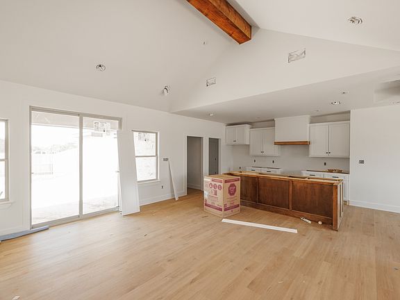 2nd image of 6781 Hillside Ct