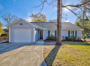 102 Hialeah Ct, Summerville, SC 29486