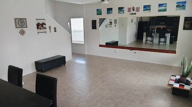 3 bed, 2.5 bath, 1638 sqft, $840 — Photo 4