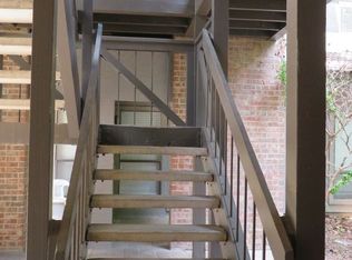 806 W 24th St APT 200, Austin, TX 78705