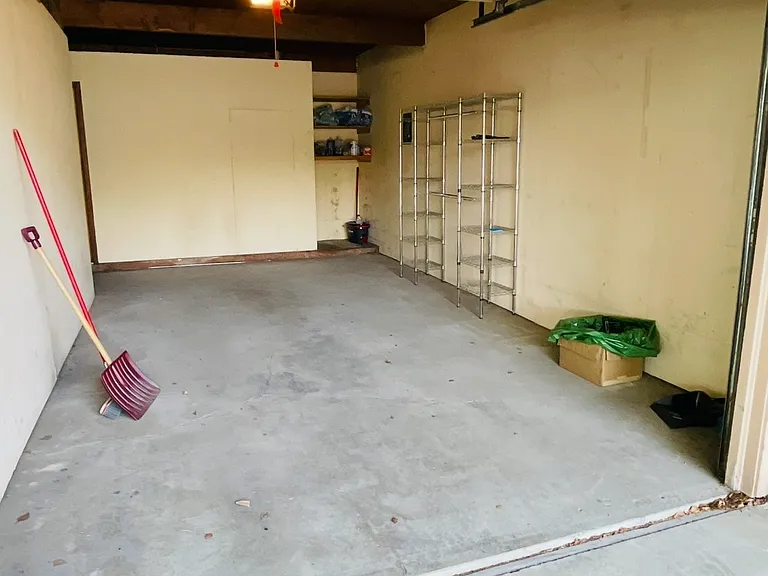 3943 Merrill Dr — Photo 15