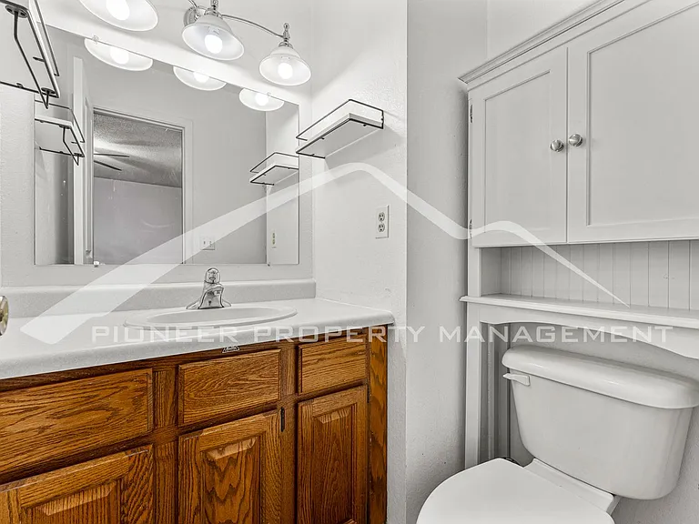 6975 Mariposa St #A — Photo 17