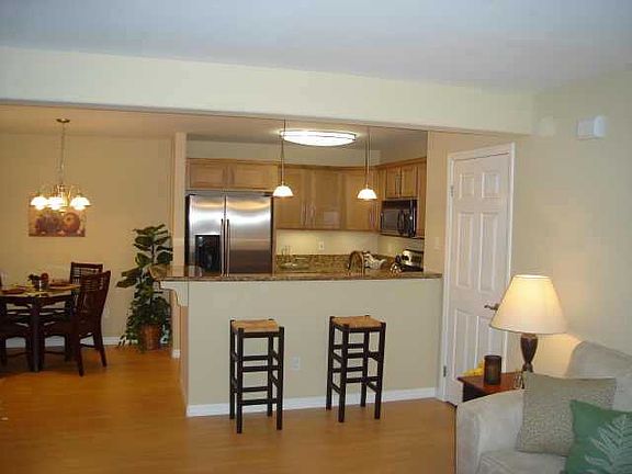 4th image of 5404 Balboa Arms Dr Unit 368