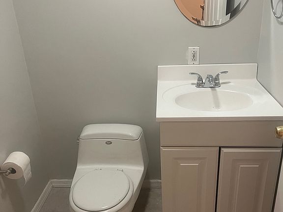 First Floor 1/2 Bath