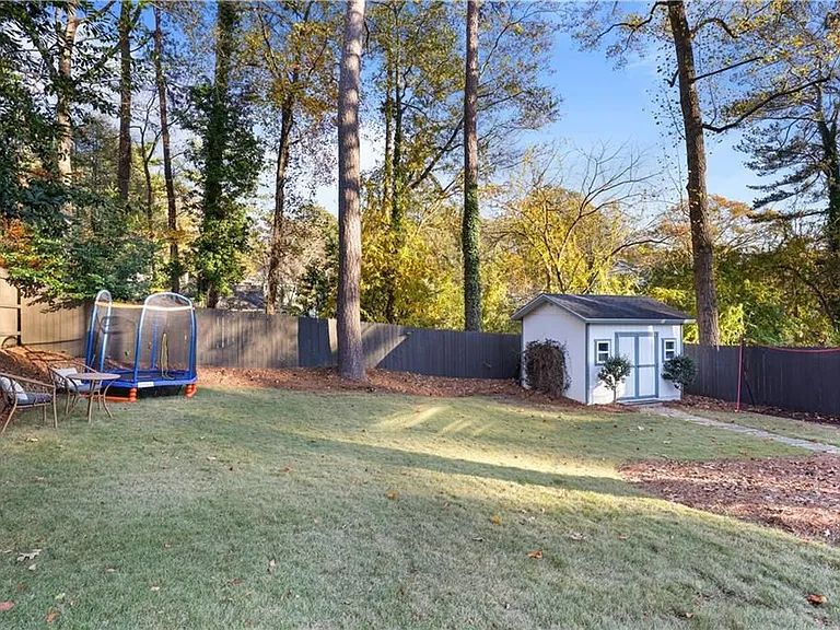 1681 Bristol Dr — Photo 21