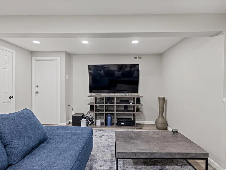TV Mount Stays