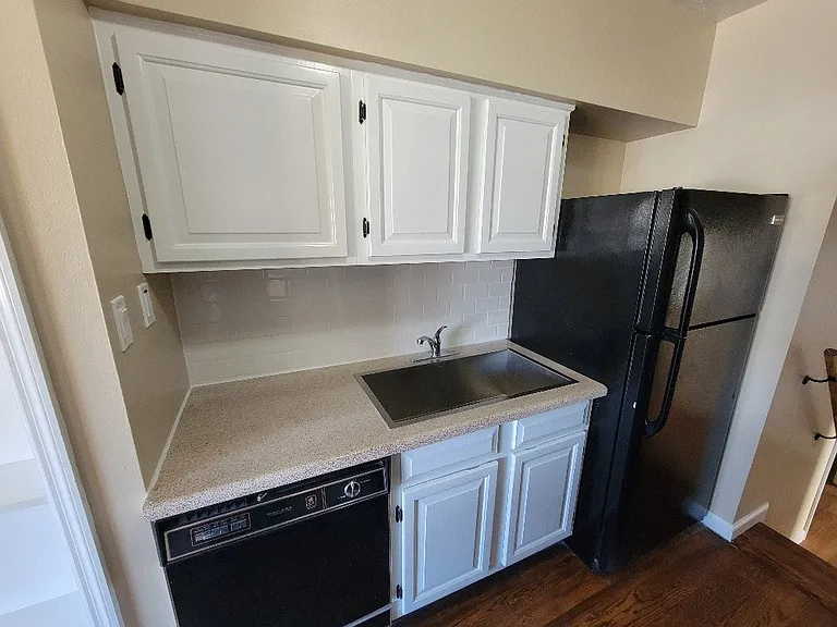 10640 Saint Stephen Ln — Photo 3