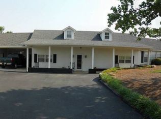 1271 Rover Zetella Rd, Williamson, GA 30292