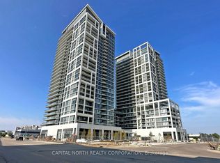 9000 Jane St #811, Vaughan, ON L4K 0M6