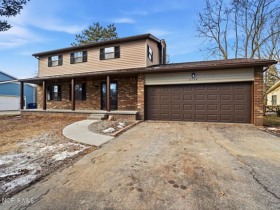 3rd image of 2330 Winterset Dr