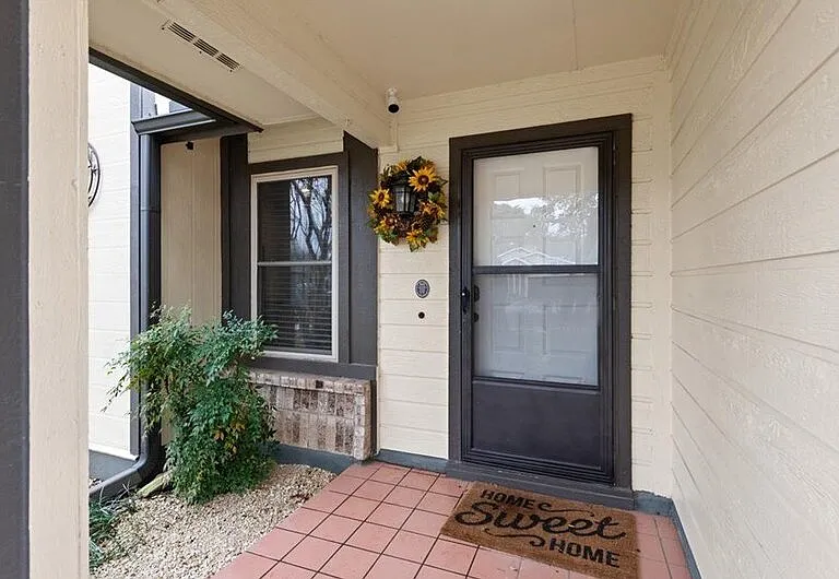 12719 Covington Trl — Photo 6