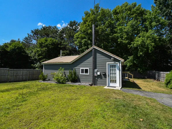 304 N Main Street, Pittsfield, ME 04967