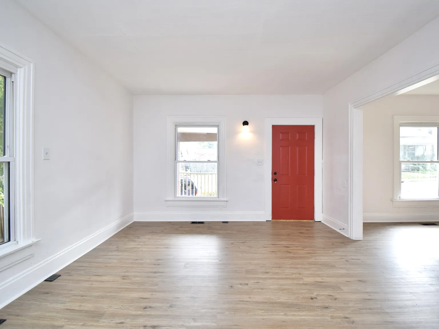 1011 Epworth Avenue - 1 — Photo 3