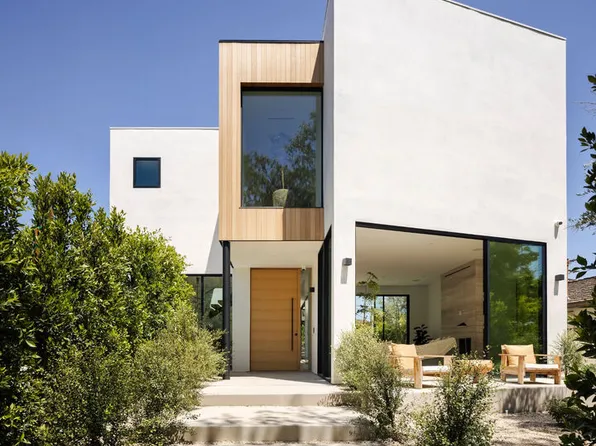 116 S Gretna Green Way, Los Angeles, CA 90049
