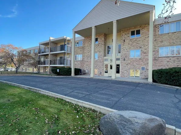 4351 Parklawn Ave APT G8, Edina, MN 55435