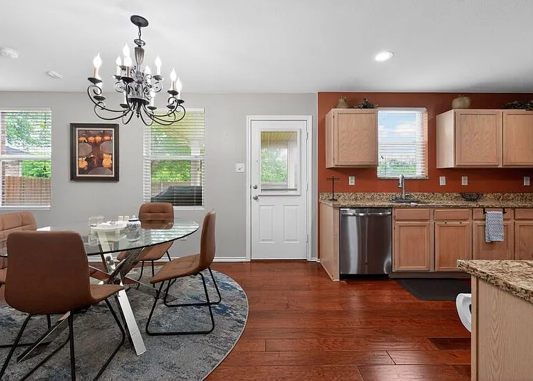 9601 Euclid Dr — Photo 26
