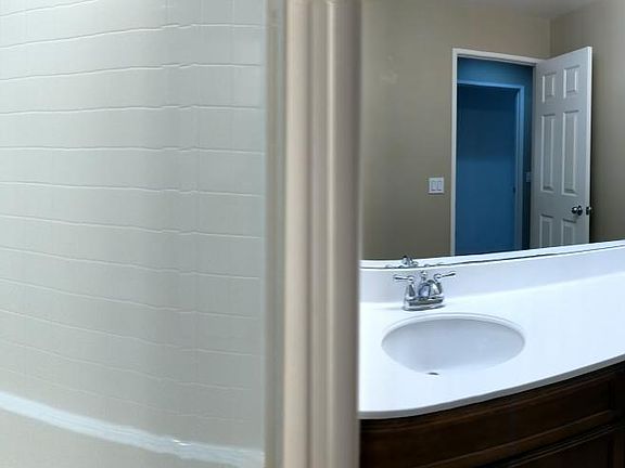 3rd image of 12529 Cipriano Ln