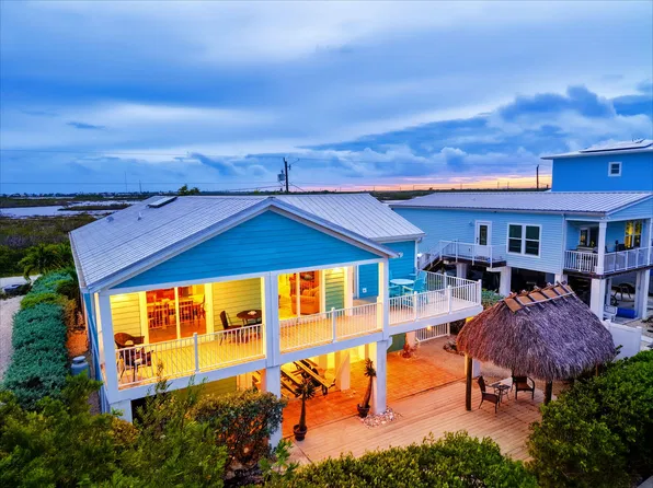 569 Pirates Rd, Little Torch Key, FL 33042