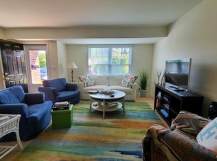 10 Magnolia Dr, Spring Lake, NJ 07762