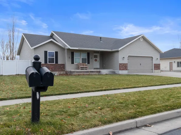 832 W 2880 S, Nibley, UT 84321