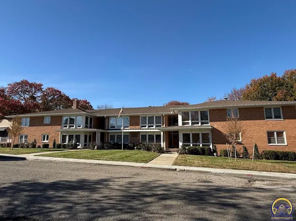 1229 SW Lakeside Dr #9, Topeka, KS 66604