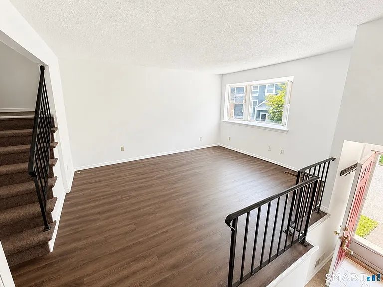 309 Terrace Ave #14 — Photo 4