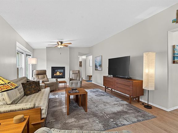 5th image of 1391 Price Rd #103