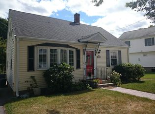 127 Laurie Ave, West Roxbury, MA 02132