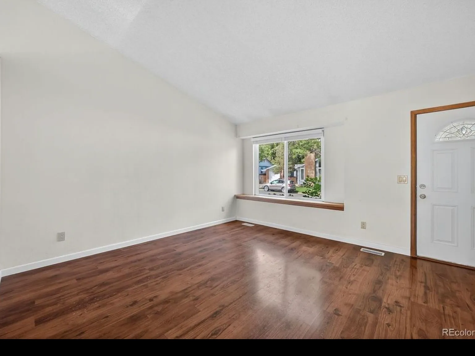 4 bed, 1810 sqft, $3,550 — Photo 4
