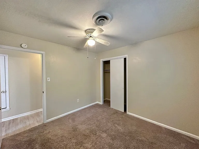 707 W Lincoln Ave — Photo 15