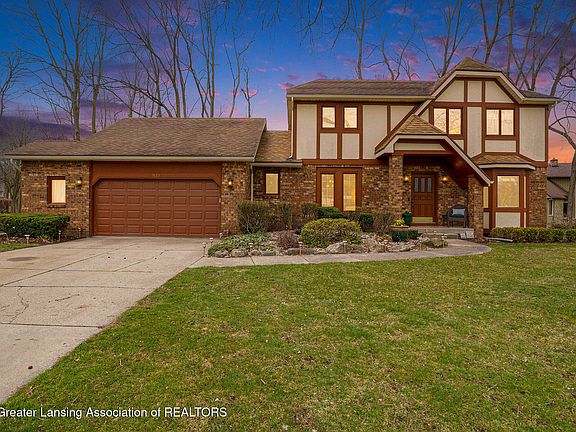 2nd image of 3863 Hemmingway Dr