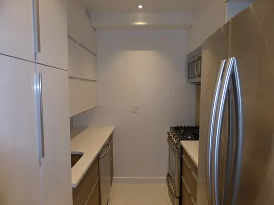 Rented by Barlavi Inc. | media 58