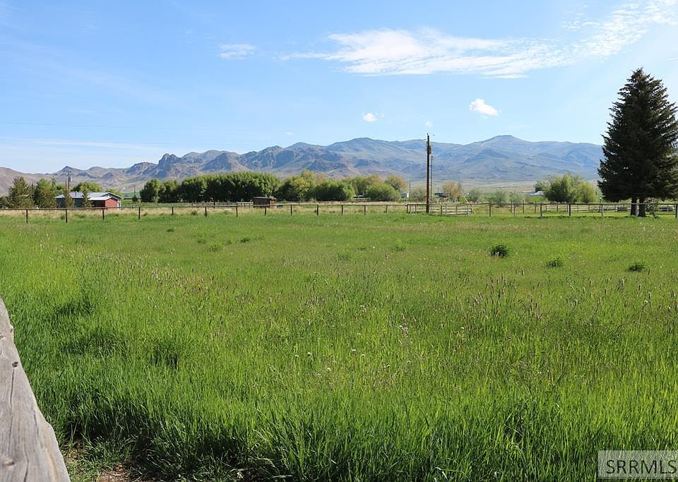 2 Bluebird Ln, Challis, ID 83226 MLS 2160426 Zillow