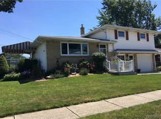 2582 Eggert Road Maplegrove, Tonawanda, NY 14150