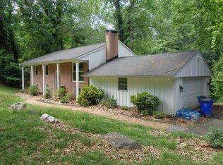 8607 Pinecliff Dr, Frederick, MD 21704