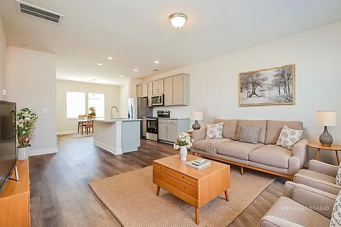 256 Hawk Run Ct