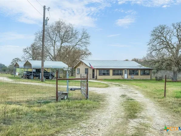 4025 County Road 284, Harwood, TX 78632
