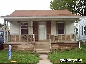 3029 Warren Ave photo 1