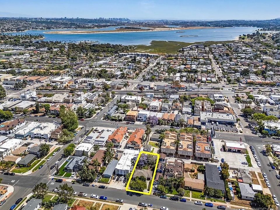 1st image of 2045-47 Felspar St #2045