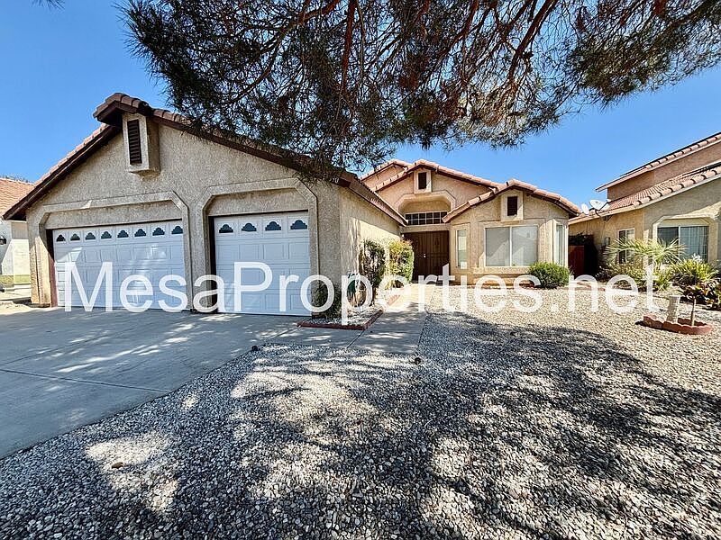 1st image of 14390 Hillsborough Dr