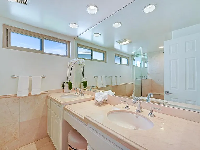 640 W Solana Cir W #18 — Photo 31