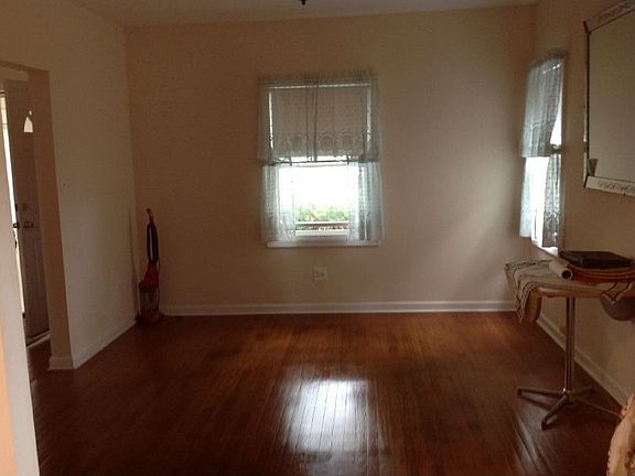 4th image of 9029 205th St