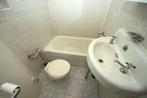 Rented by Nolita Group | media 21