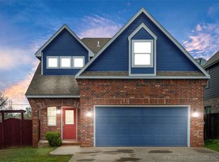 213 W 111th Pl S, Jenks, OK 74037