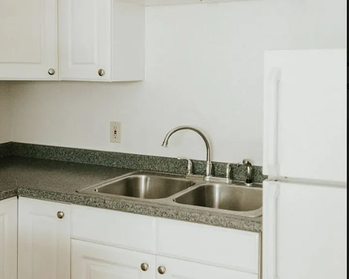 2216 Harriet Ave — Photo 16