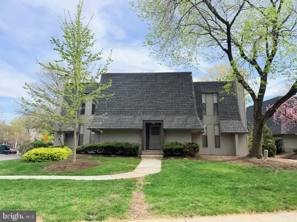 25 S Church Rd Unit 39, Maple Shade, NJ 08052